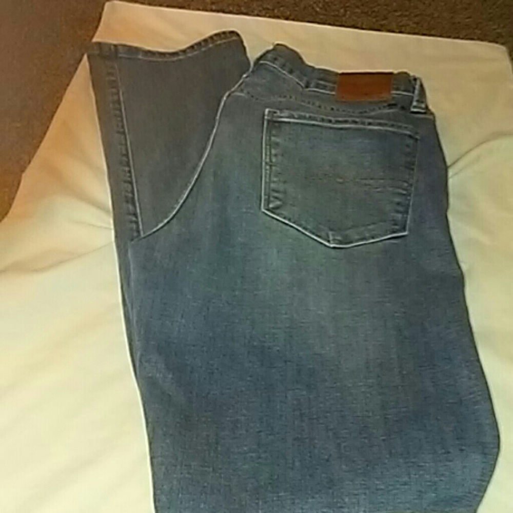 Lucky Brand straight leg jeans sz 12-31r